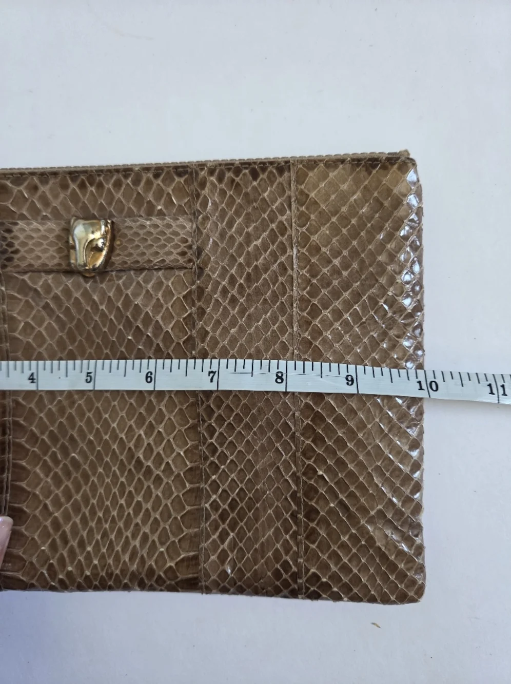 VTG Ruth Saltz light brown neutral snake skin clutch wristlet cougar accent - Picture 7 of 8